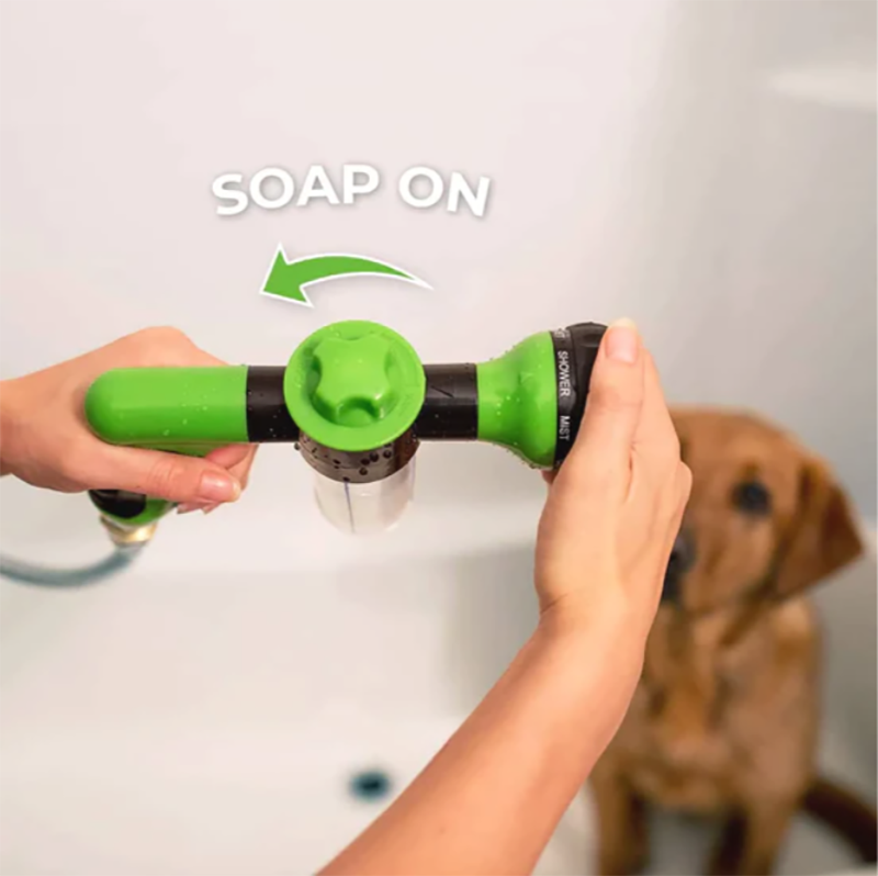 Jato de água para cachorro